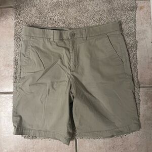 Khaki shorts 7 inch inseam 36